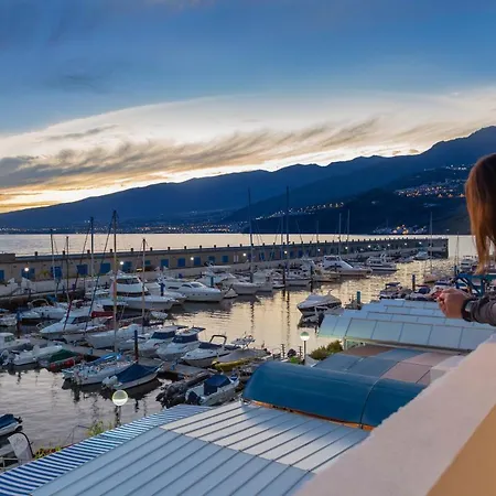 Marina Seafront 12 Radazul