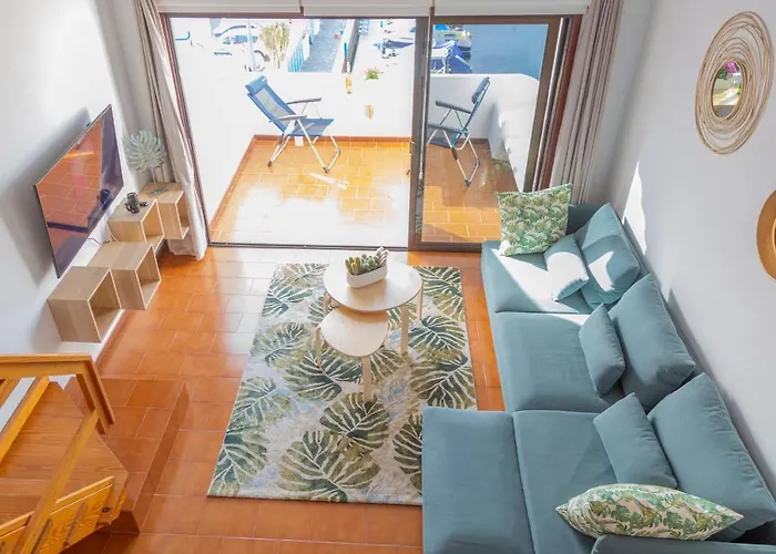 Marina Seafront 12 Appartement