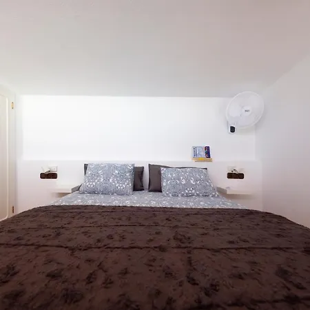 Marina Seafront 12 * Radazul