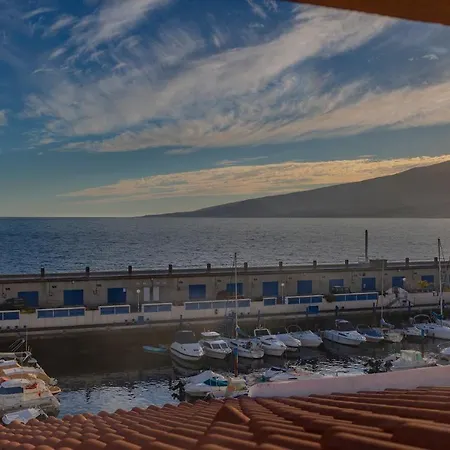 Marina Seafront 12 Радазул