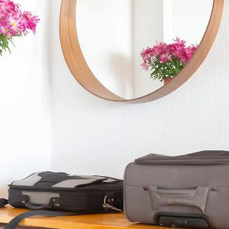 Marina Seafront 12 Апартаменты *