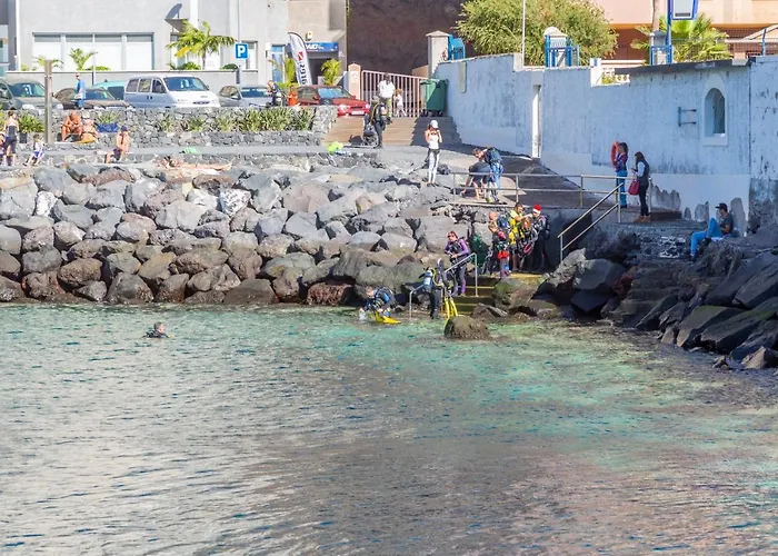 Marina Seafront 12 * Radazul