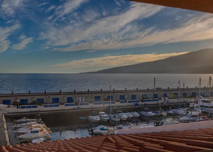 Marina Seafront 12 Radazul