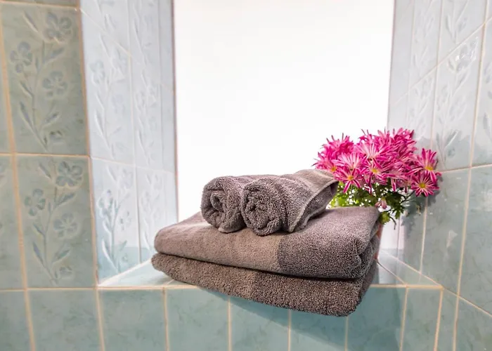 Marina Seafront 12 Apartment Radazul