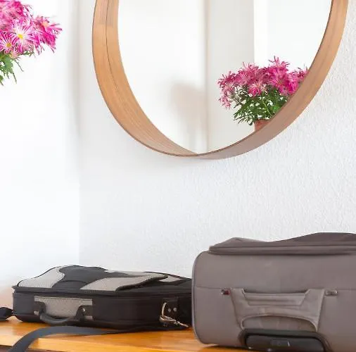 Marina Seafront 12 Apartment *